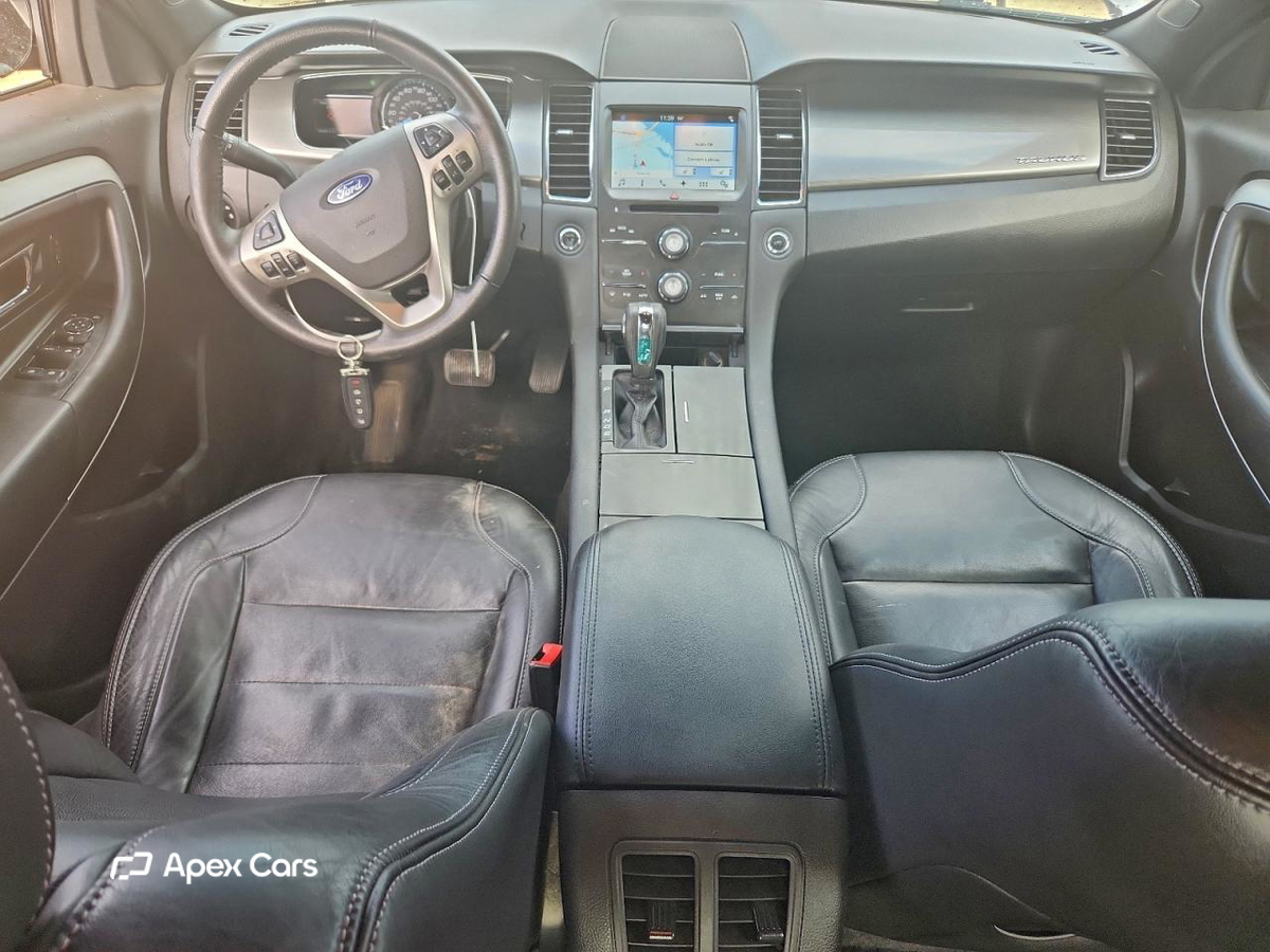 Ford Taurus 2016