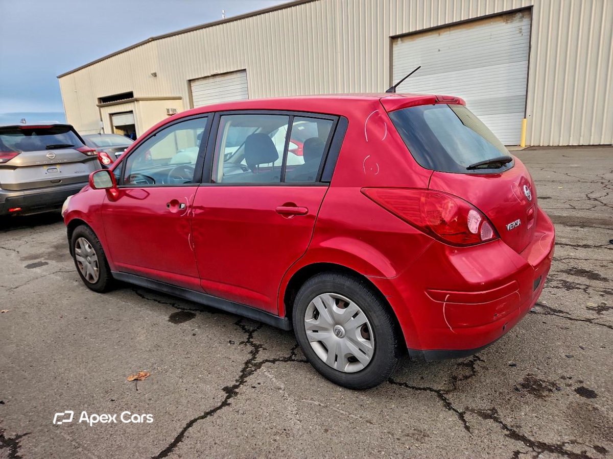 Nissan Versa 2012