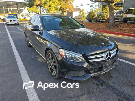 Mercedes-Benz  2015 - Image 1 of 10