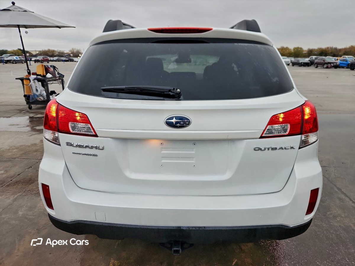 Subaru Outback 2011