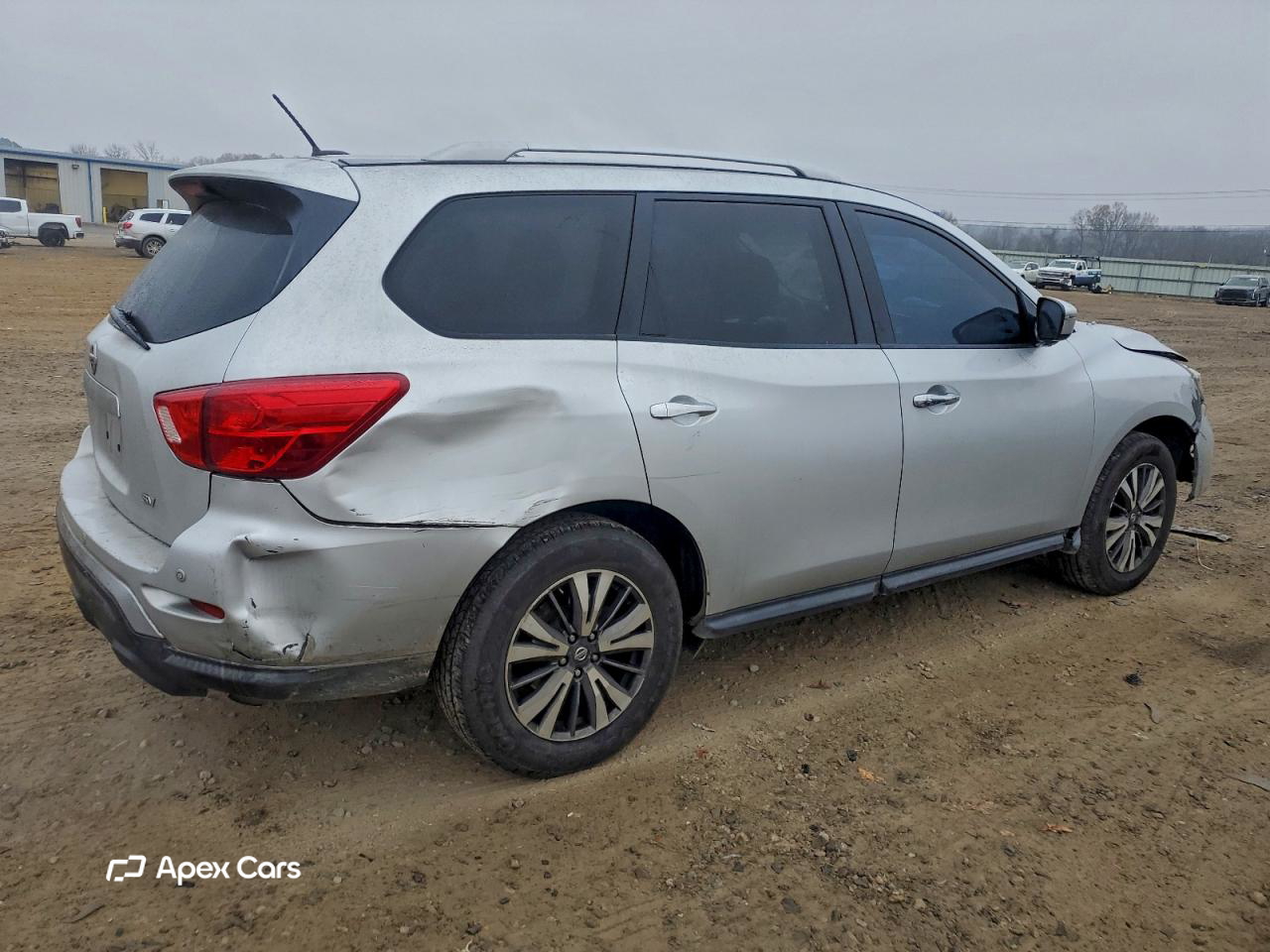 Nissan Pathfinder 2018