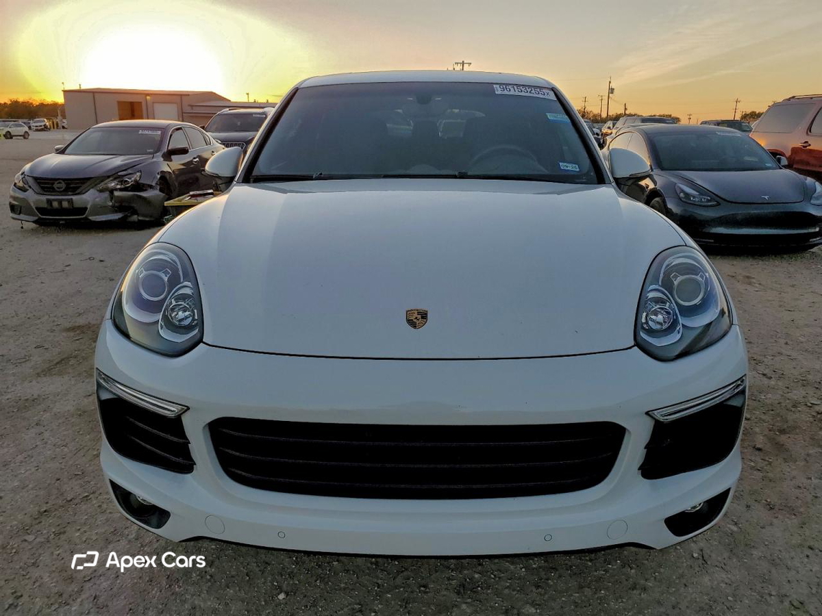Porsche Cayenne 2016