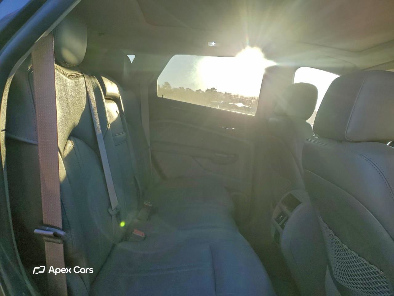 Cadillac SRX 2012