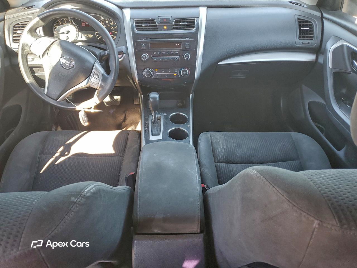 Nissan Altima 2015