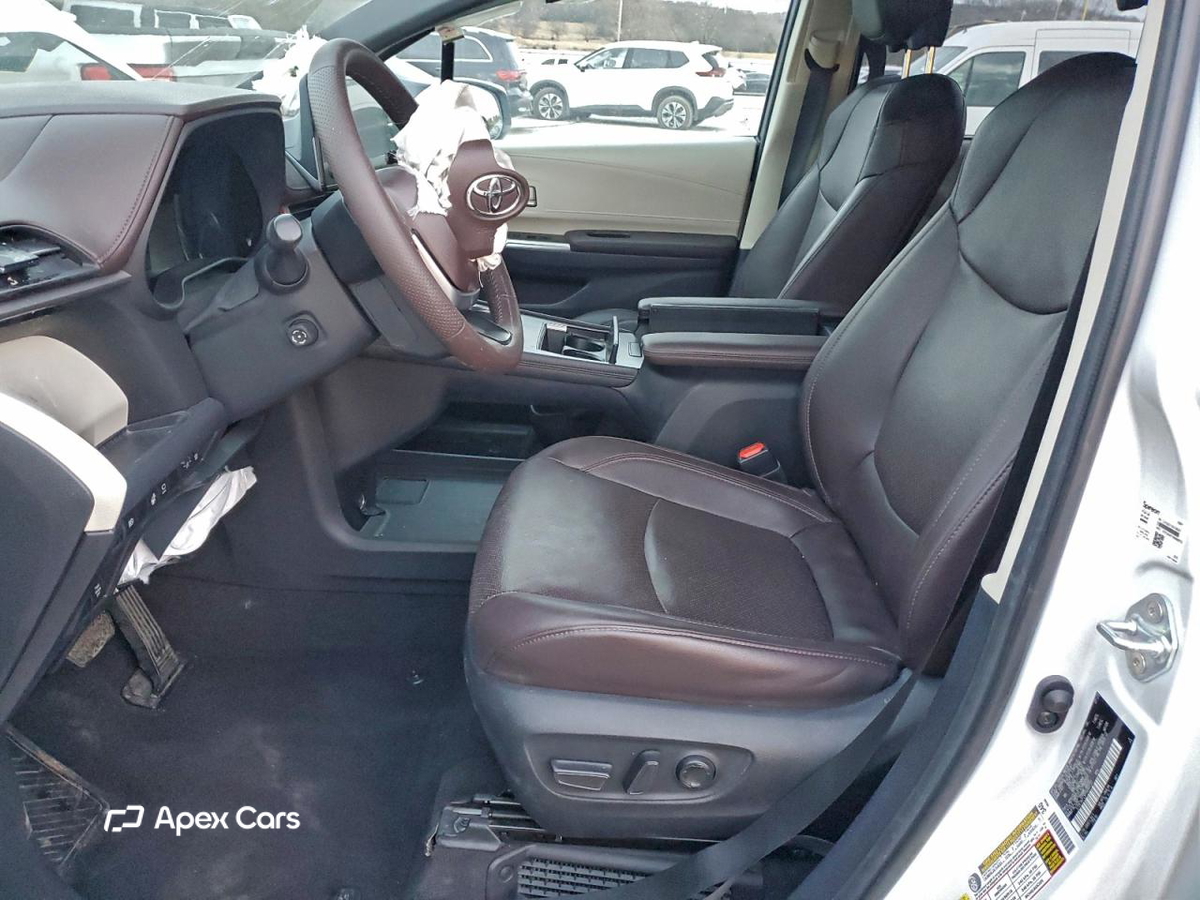 Toyota Sienna 2023