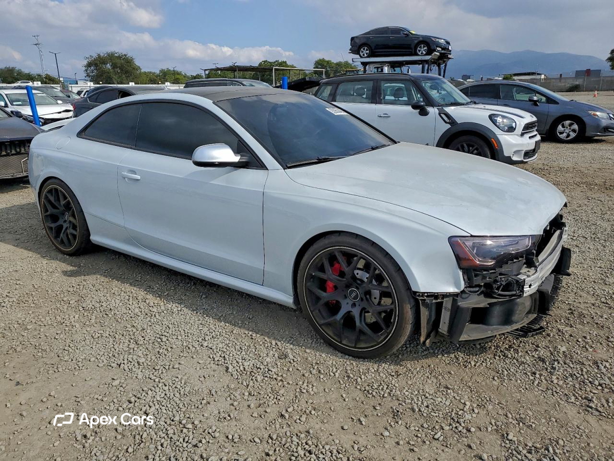 Audi RS5 2015