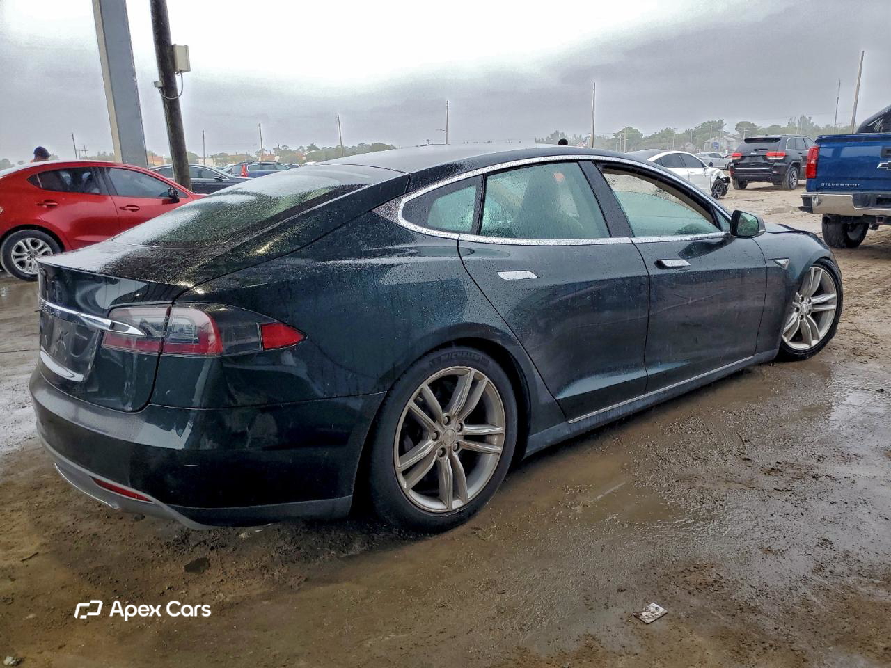 Tesla Model S 2013
