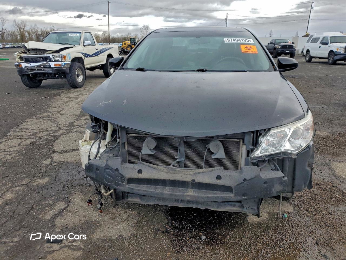 Toyota Camry 2012