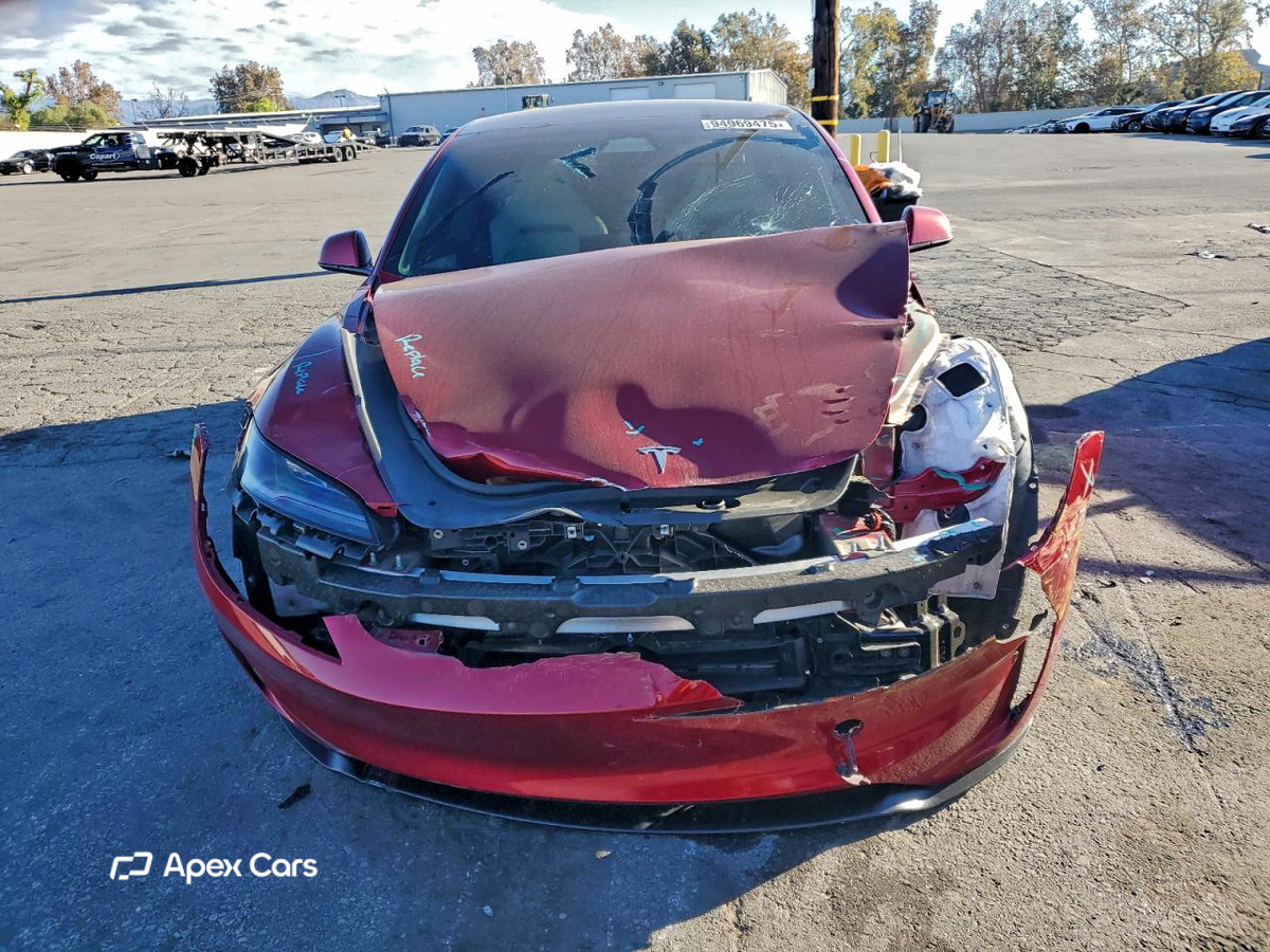 Tesla Model 3 2024