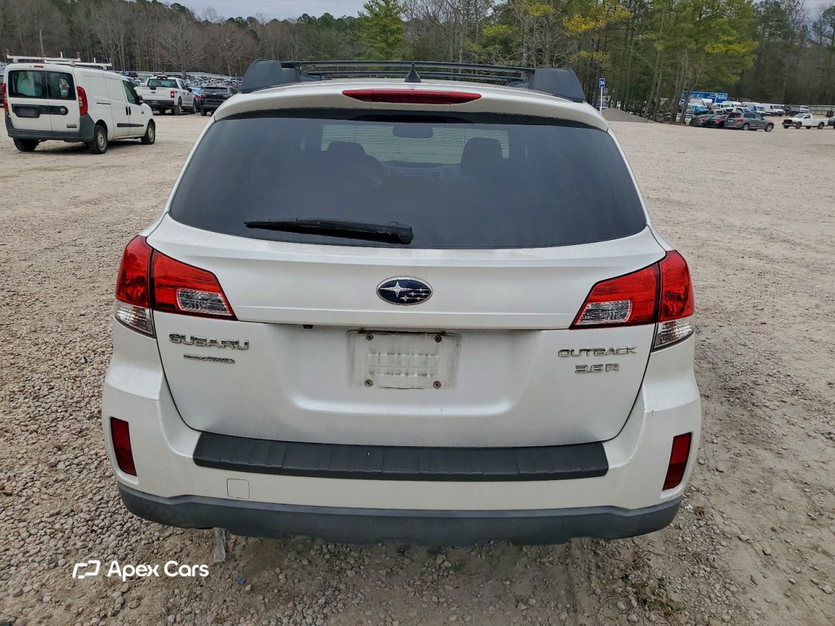 Subaru Outback 2012