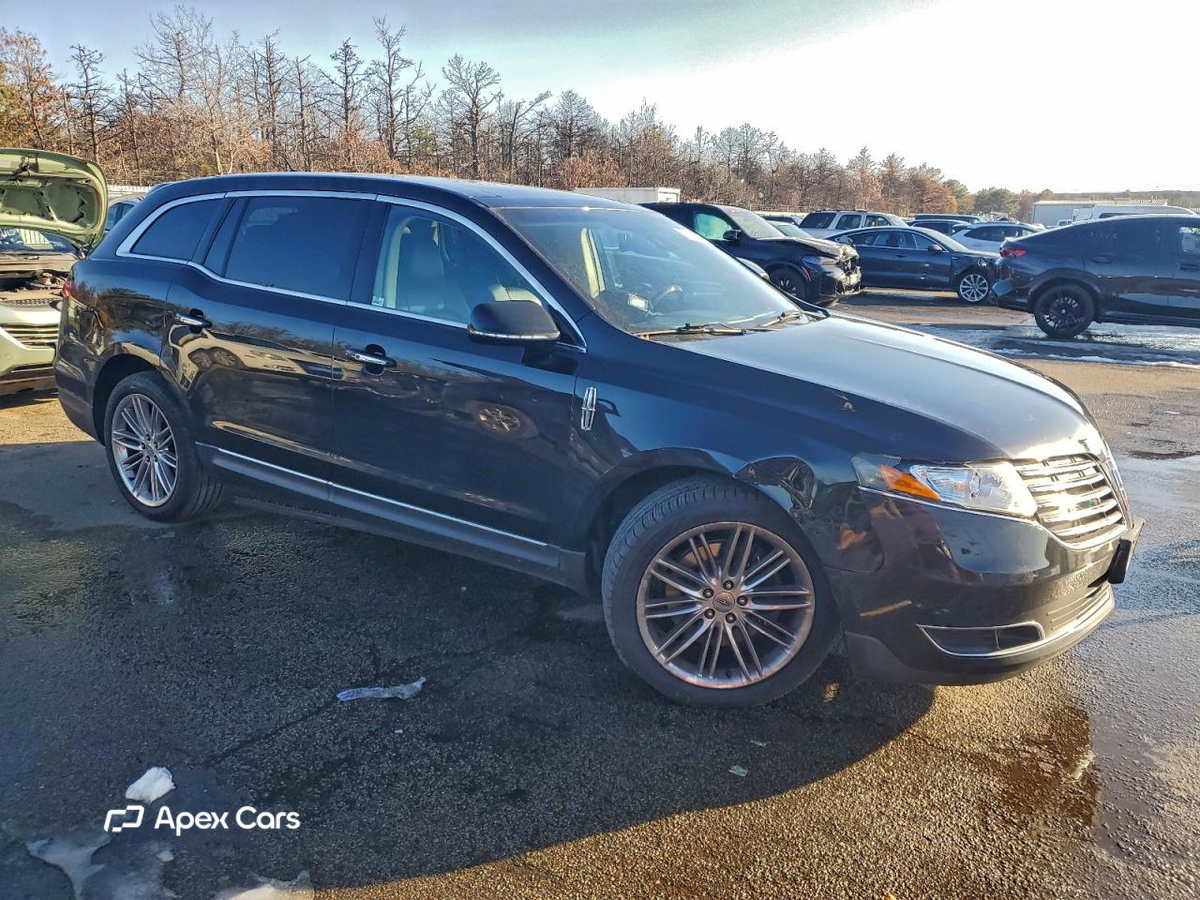 Lincoln MKT 2018