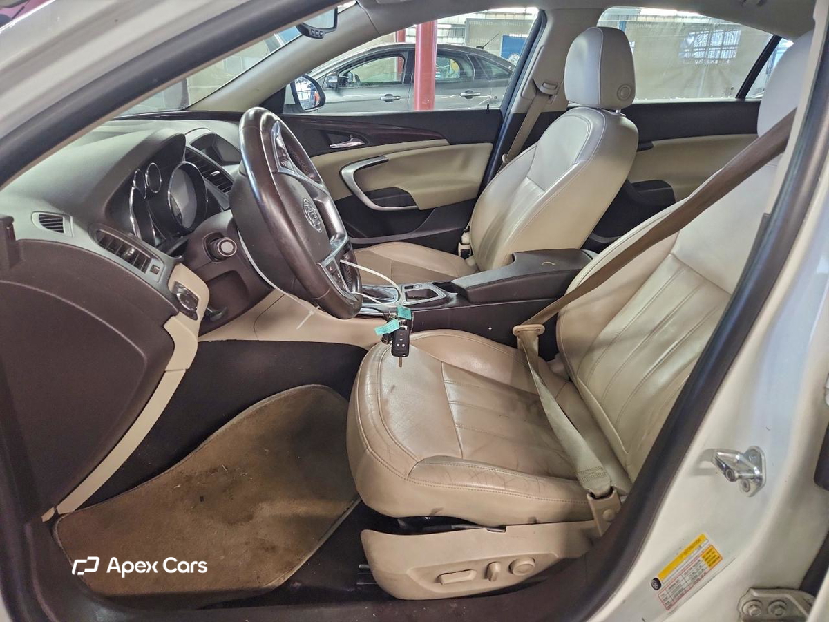 Buick Regal 2011