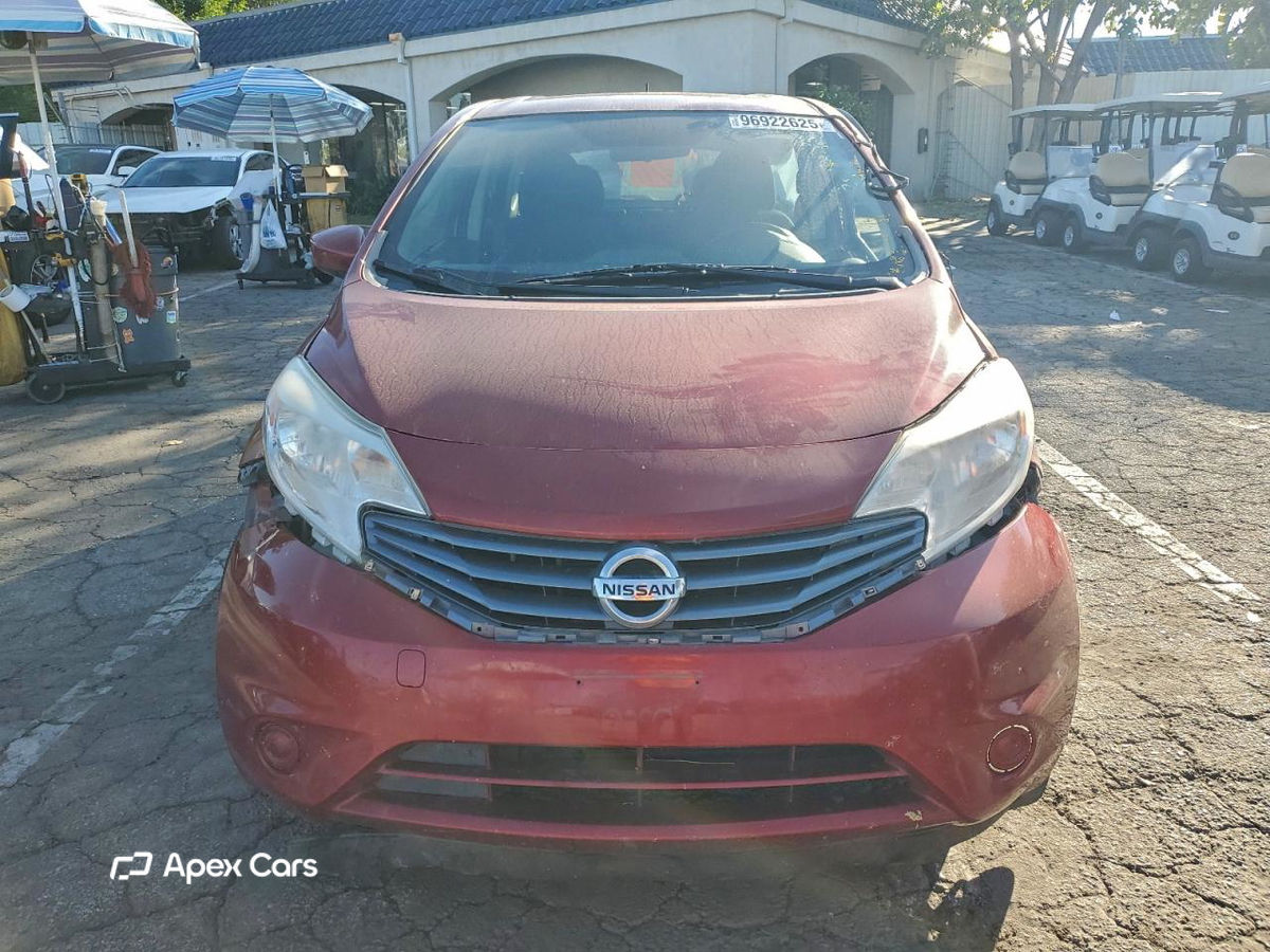 Nissan Versa 2016