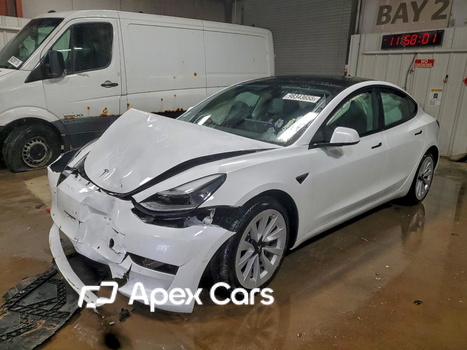 Tesla Model 3 2022 - Image 1 of 13