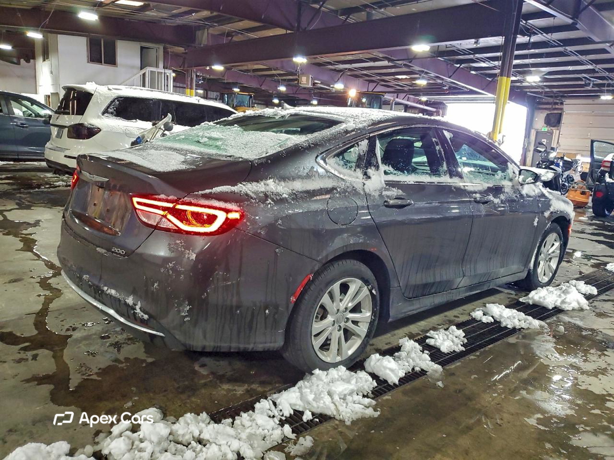 Chrysler 200 2015