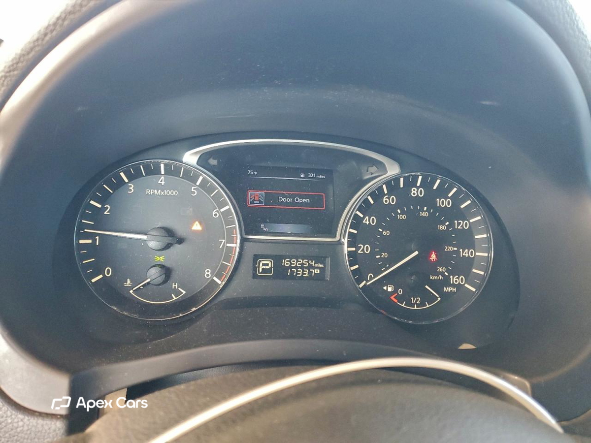 Nissan Altima 2015