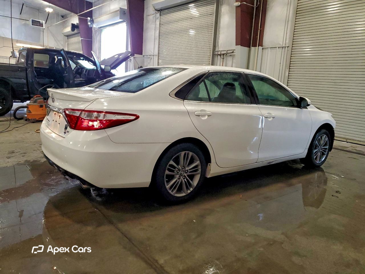 Toyota Camry 2017