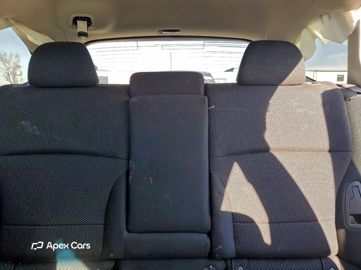Subaru Outback 2016