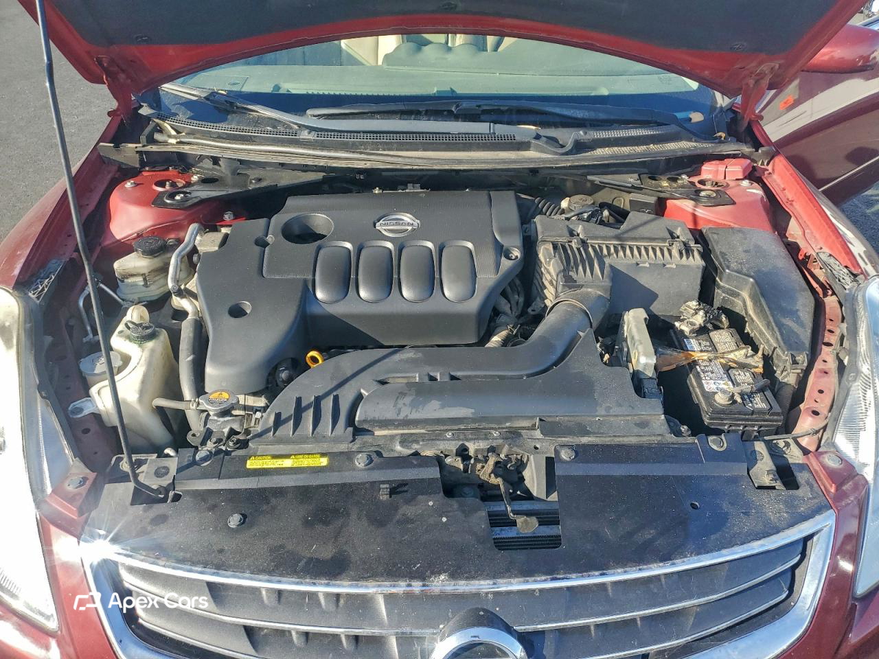 Nissan Altima 2011