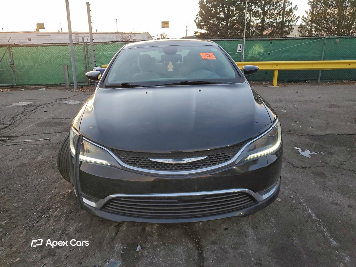 Chrysler 200 2015