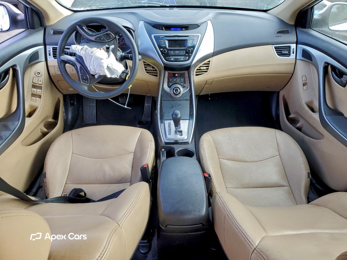 Hyundai Elantra 2013