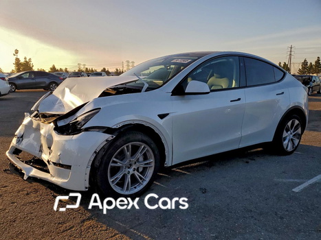 Tesla Model Y 2024 - Zdjęcie 1 z 14