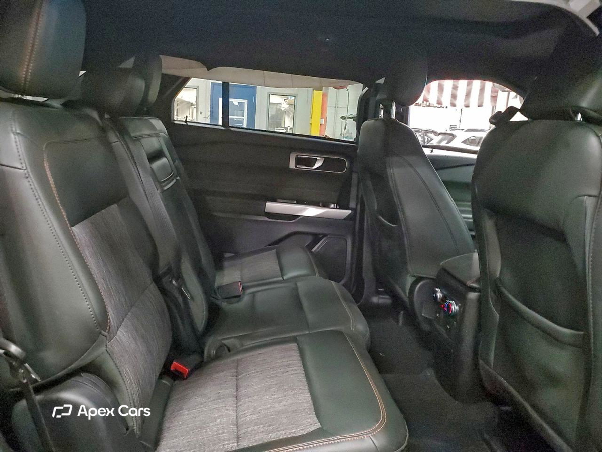 Ford Explorer 2023