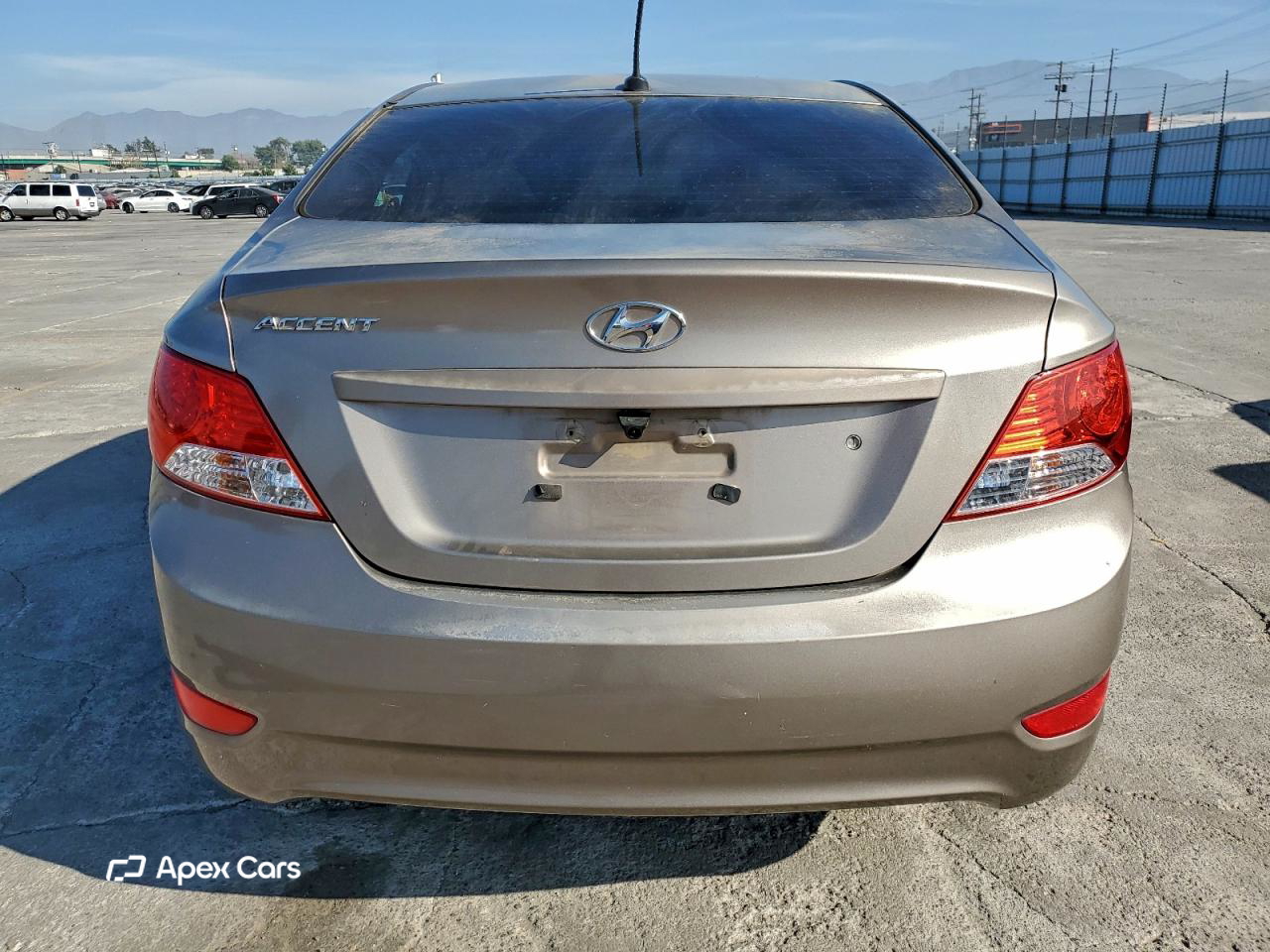 Hyundai Accent 2012