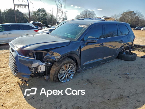 Toyota Highlander 2025 - Image 1 of 15