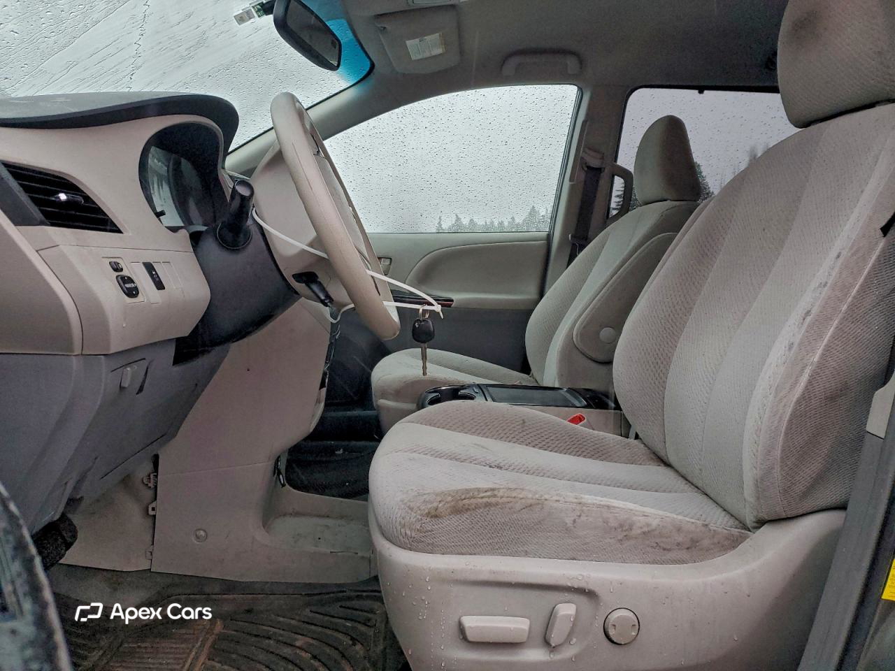 Toyota Sienna 2012