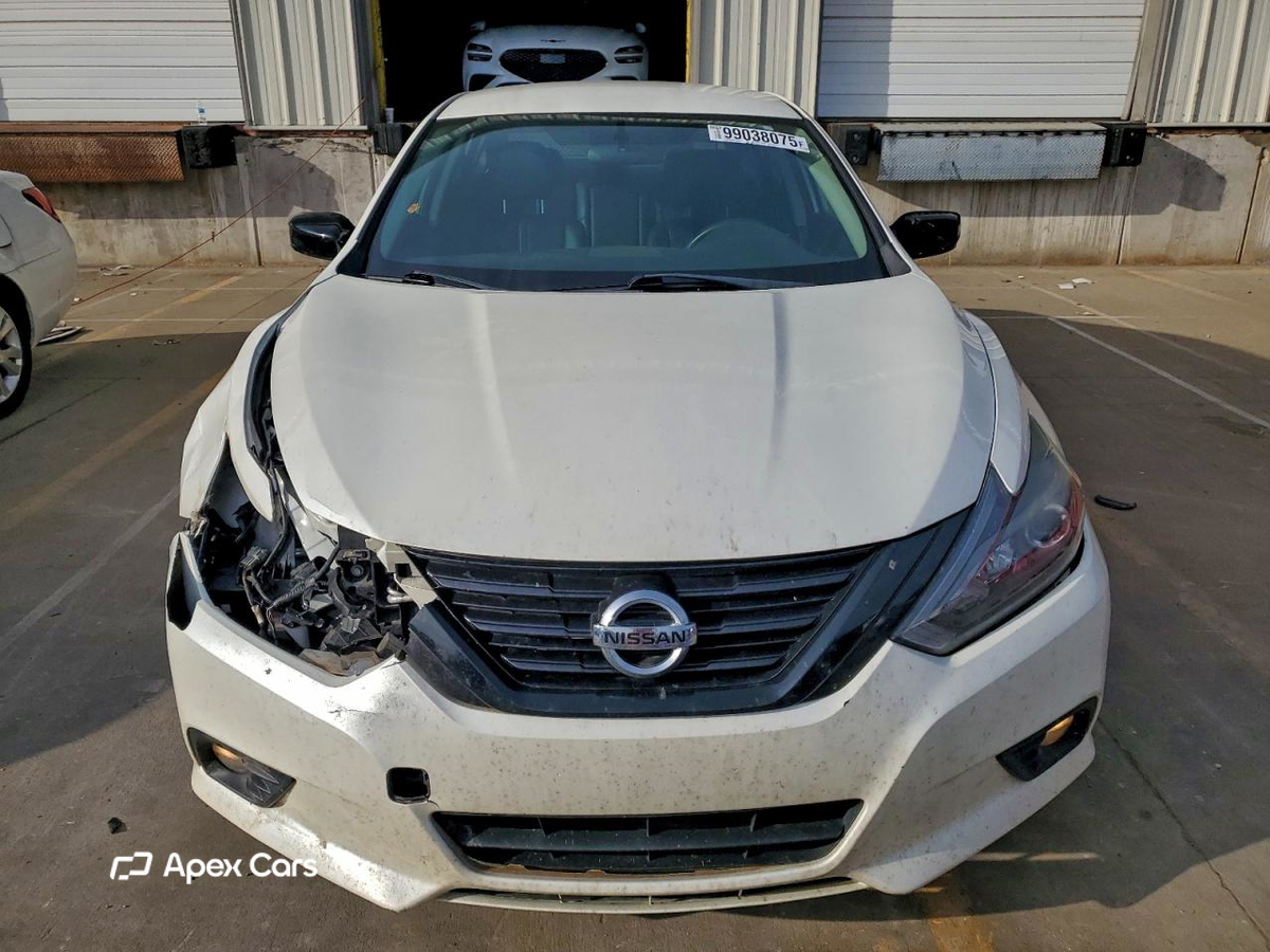 Nissan Altima 2018