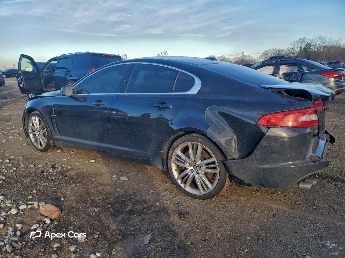 Jaguar XF 2010