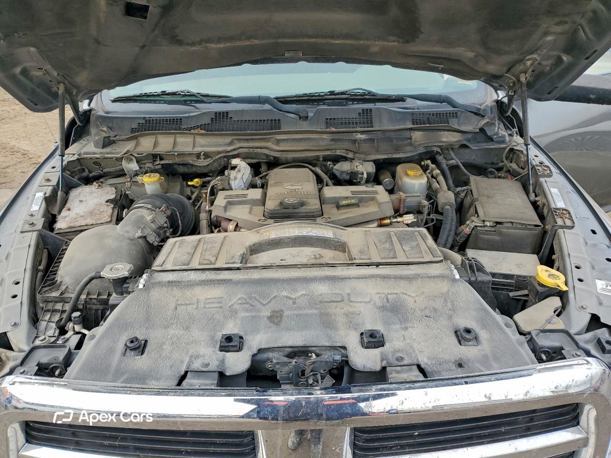 Dodge RAM 2011