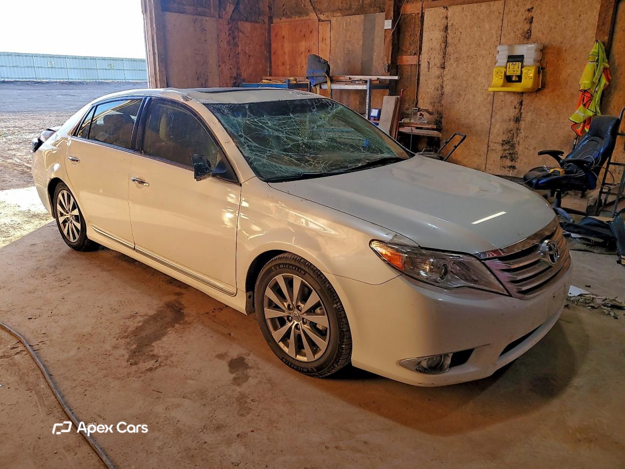Toyota Avalon 2011