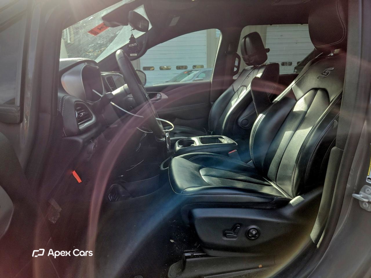 Chrysler Pacifica 2023