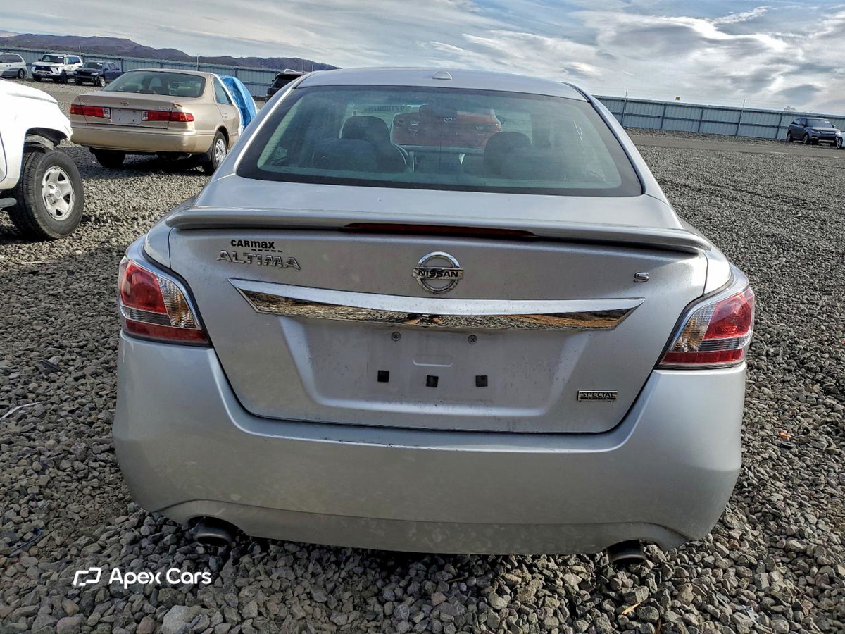 Nissan Altima 2015