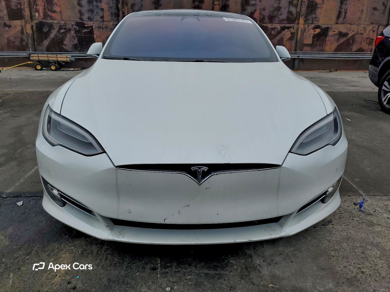 Tesla Model S 2018