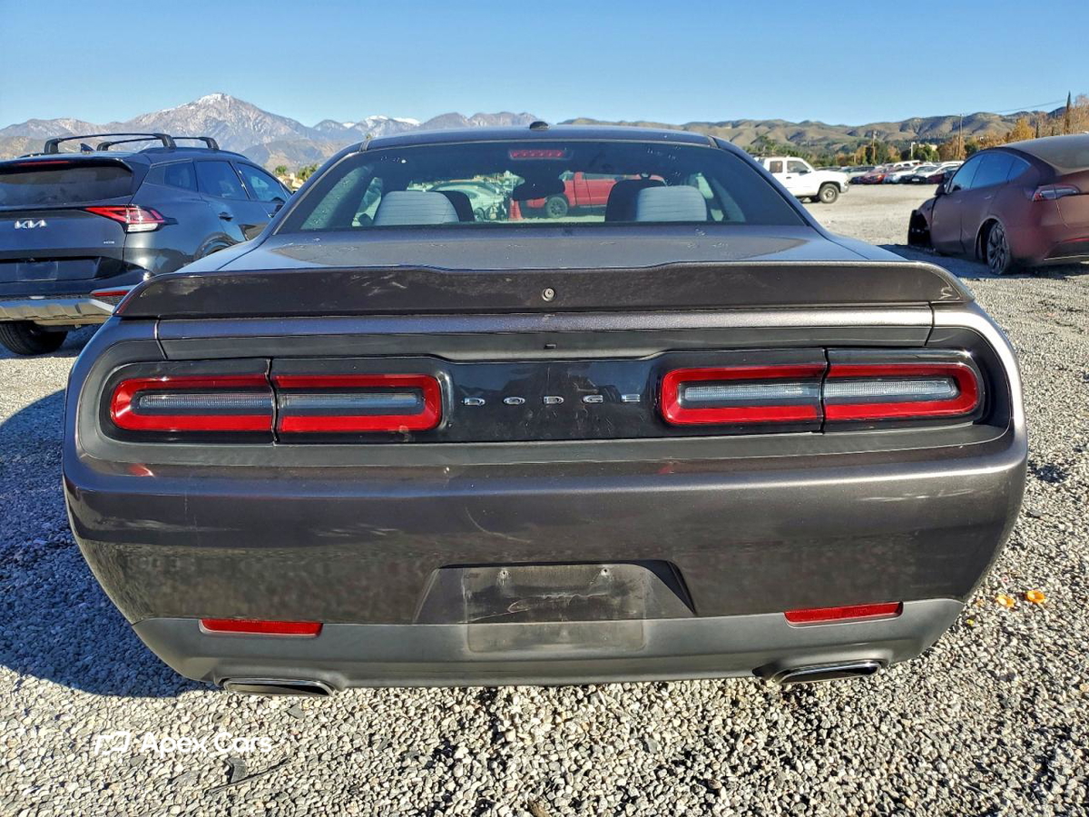 Dodge Challenger 2018