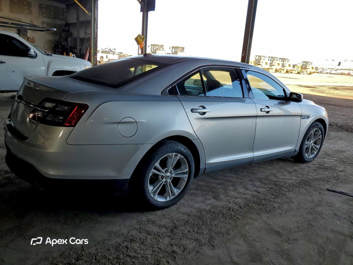 Ford Taurus 2014