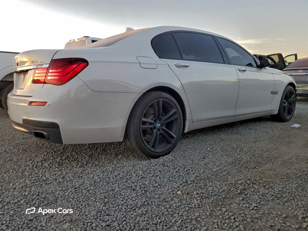 BMW Series 7 2015