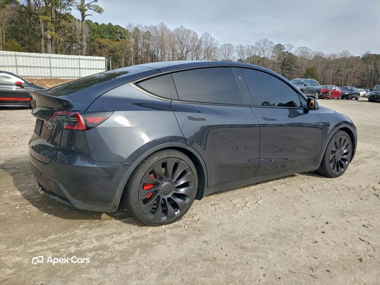 Tesla Model Y 2024
