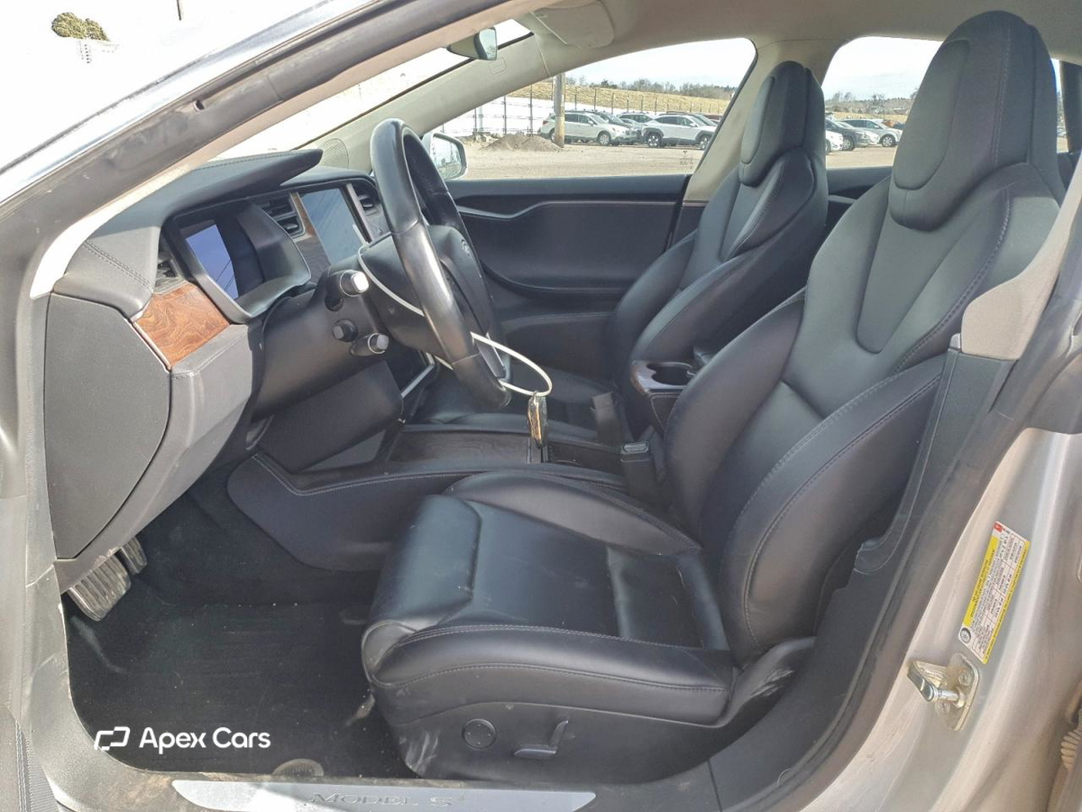 Tesla Model S 2018