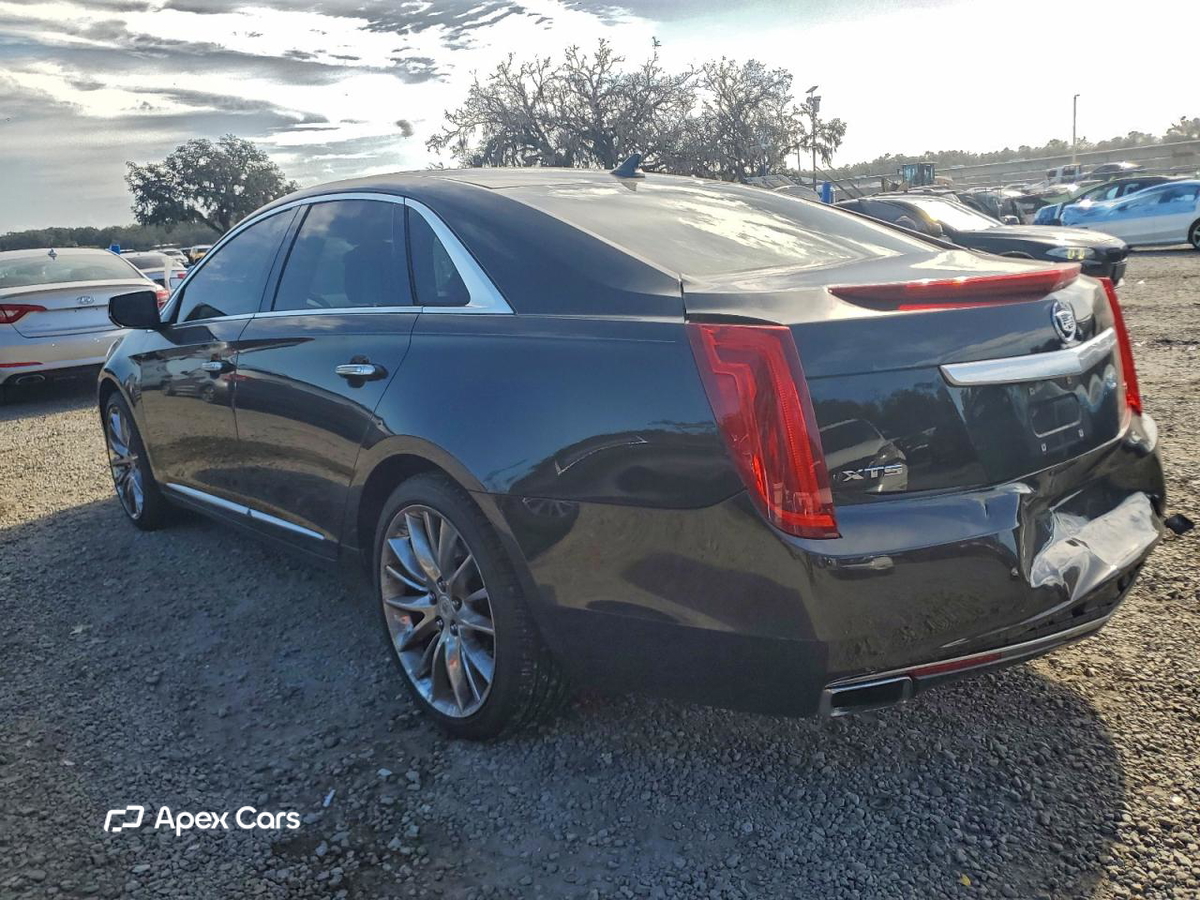Cadillac XTS 2013