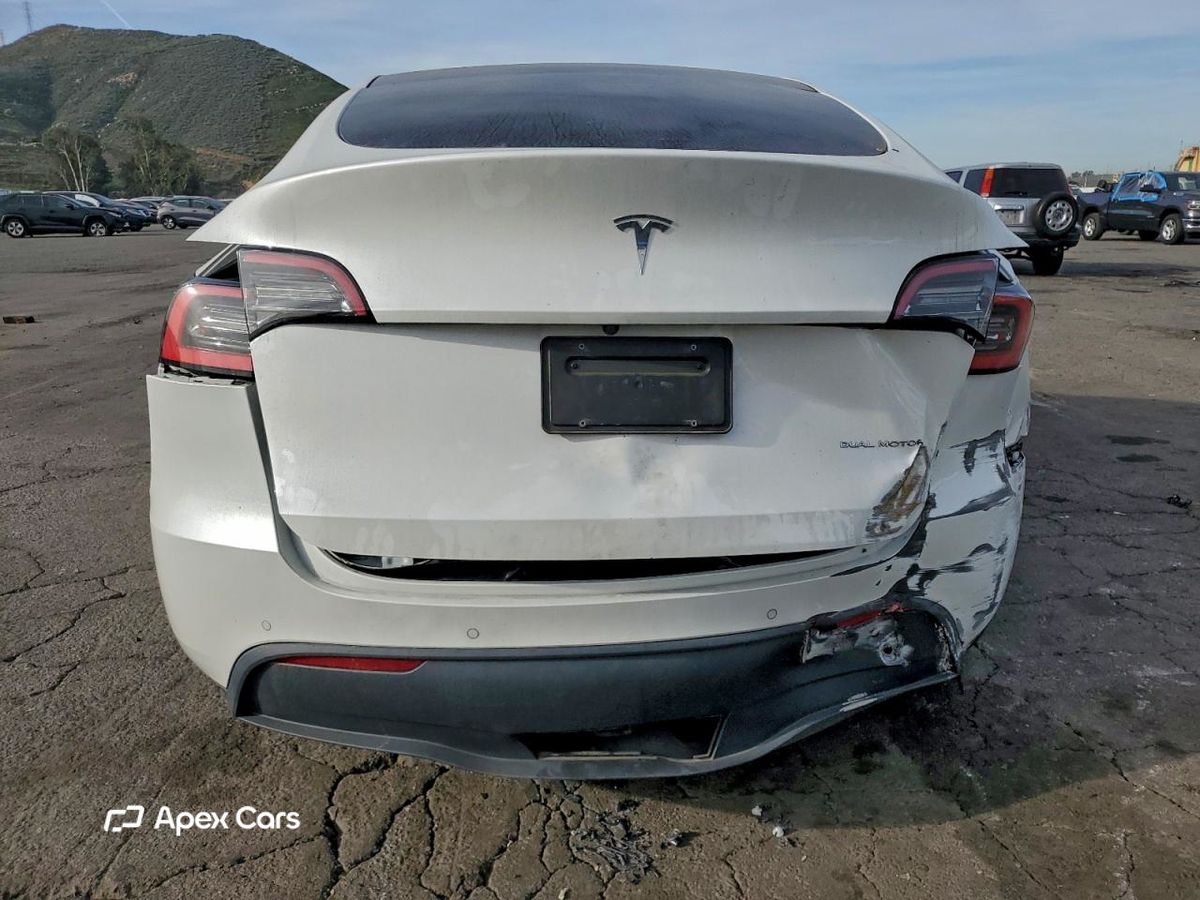 Tesla Model Y 2020