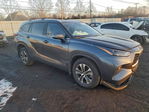Toyota Highlander 2025