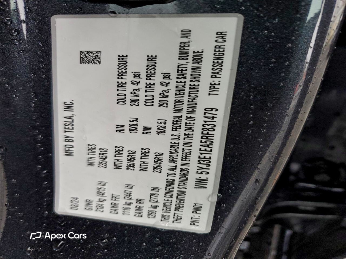 Tesla Model 3 2024