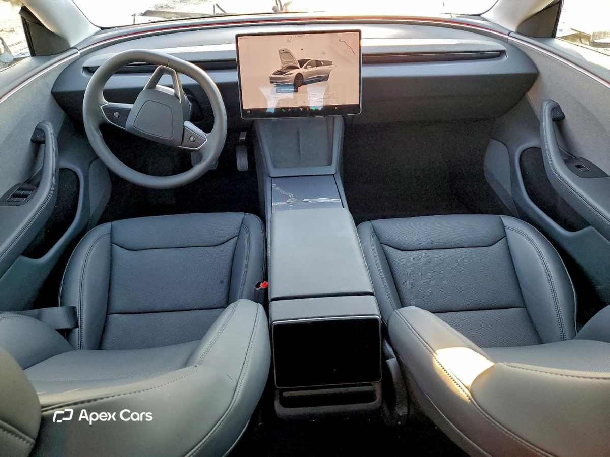Tesla Model 3 2025