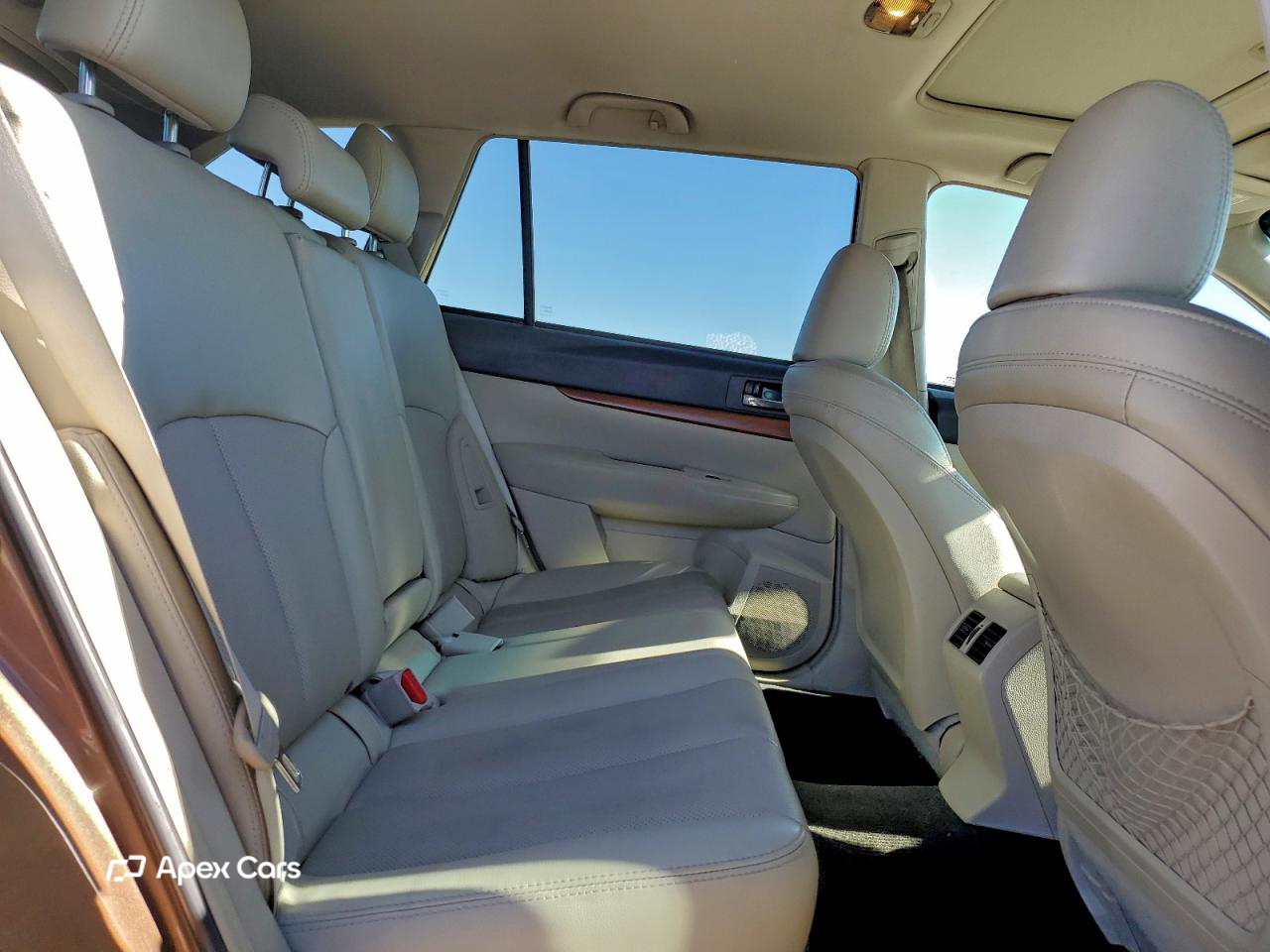Subaru Outback 2013