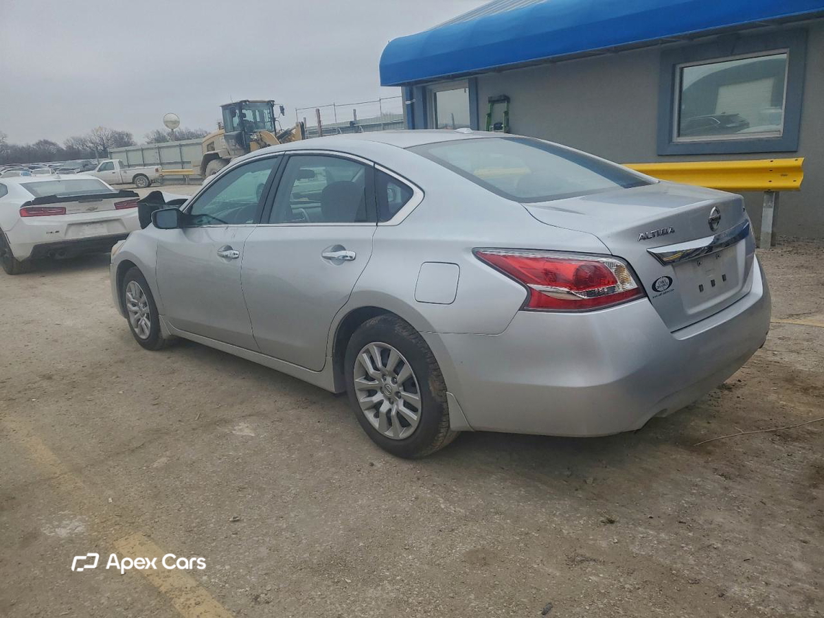 Nissan Altima 2015