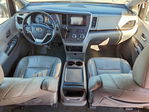 Toyota Sienna 2016